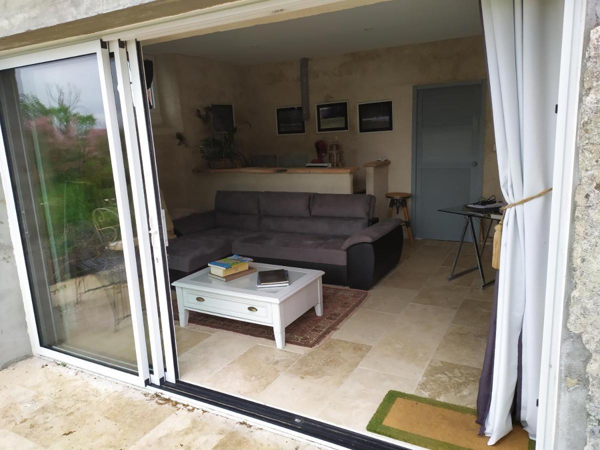 Bed and Breakfast Petit Saint Hubert 1 A 4 Personnes Velles  Exterior foto